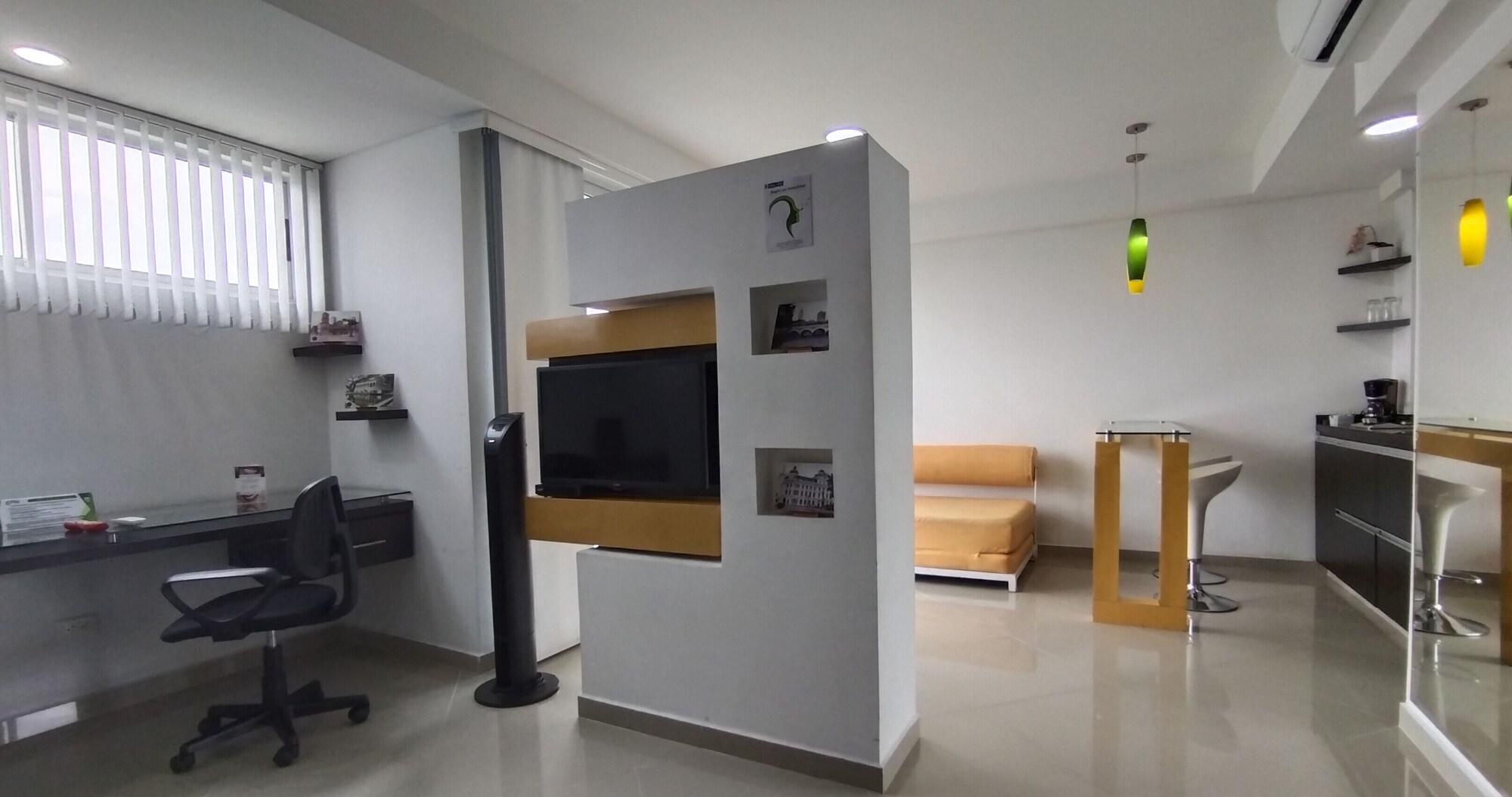 Hotel Piaro In Suites كالي المظهر الخارجي الصورة