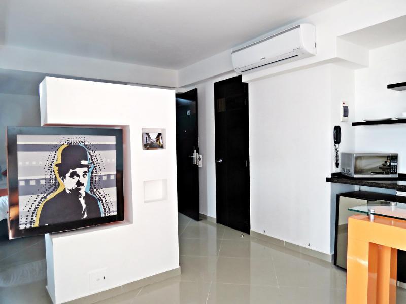 Hotel Piaro In Suites كالي المظهر الخارجي الصورة